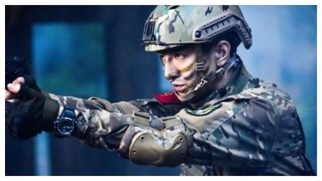 金瀚出身“军人世家”，家庭背景被奶奶意外曝光，网友：真低调