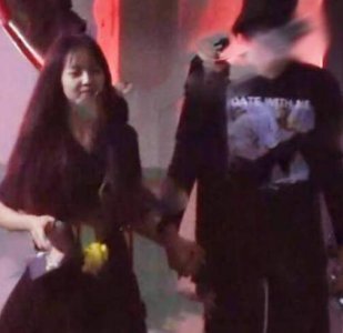 ​秦牛正威和吴亦凡到底怎么回事两个人真的在一起过吗