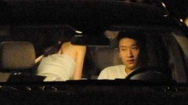 孙悦开车女主露面回应 遗憾称媒体棒打鸳鸯被指炒作