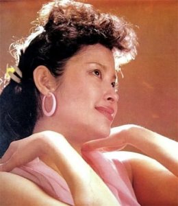 ​演员李小燕简介：41岁嫁大15岁二婚徐敏，结婚20年无绯闻，幸福美满