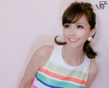 ​美有姬走红大揭秘,其身份还是大学教授?