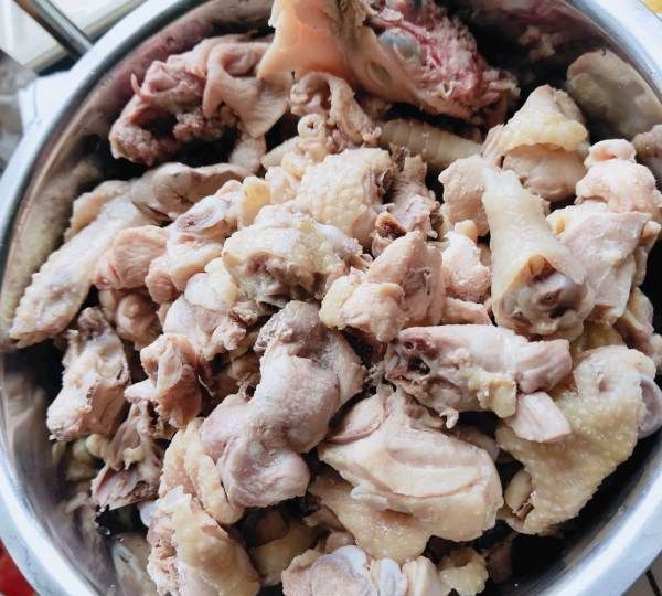 炒鸡怎么炒最好吃,炒鸡怎么炒才好吃呢图6