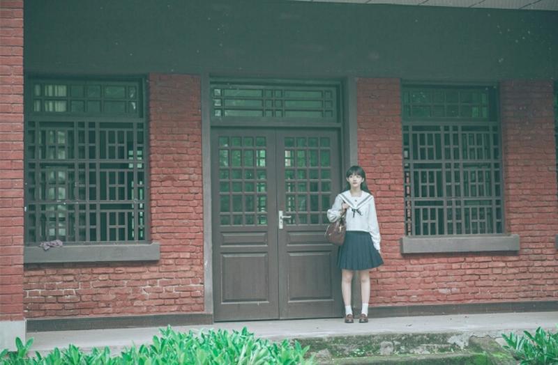 那个总是不及时回复微信的人(那些总会及时回复微信的人)