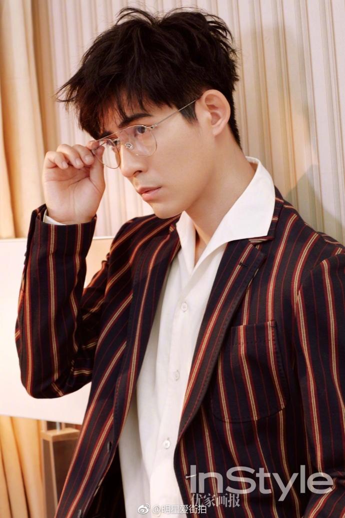 周渝民最新写真曝光,瘦下来颜值秒杀鹿晗,就是这手表也太娘了吧