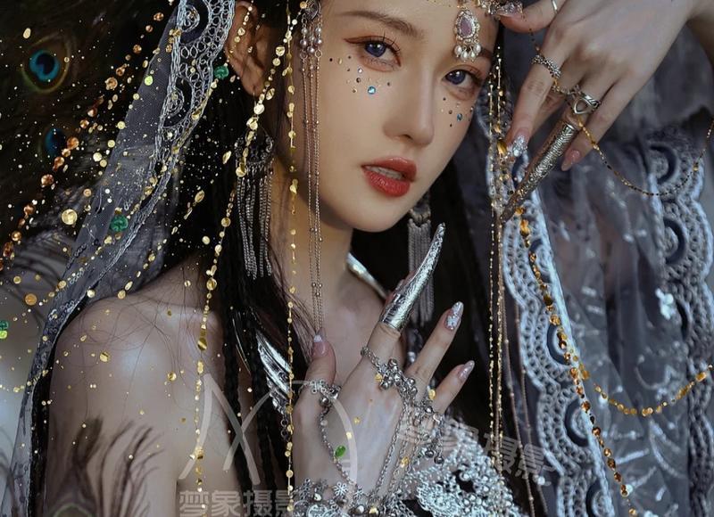 何猷君更改认证