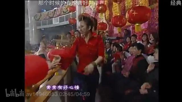 李玟跳舞惊艳全场（最经典的2001年春晚）(3)