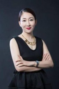 ​揭秘！美女主持人刘乙冰的传奇人生