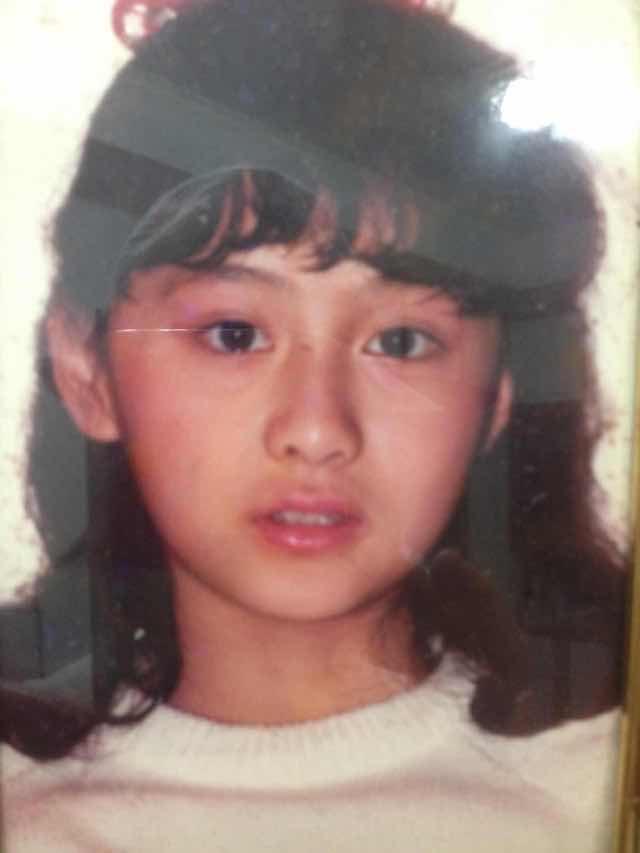 陈德容16岁那年裙子被风吹起，周星驰都看呆了！