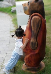 ​雷佳音妻子首晒和女儿们的合照，原来已经有了二胎