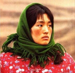 ​巩俐确已回归中国籍，她改国籍的原因是什么？