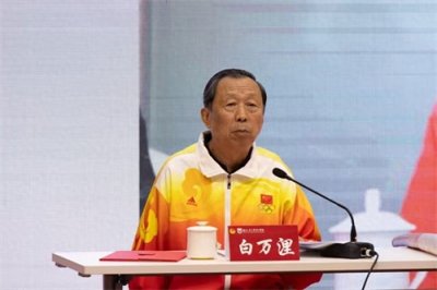 ​助残通道｜独臂铁人白万浬走进南京工业大学浦江学院作励志演讲