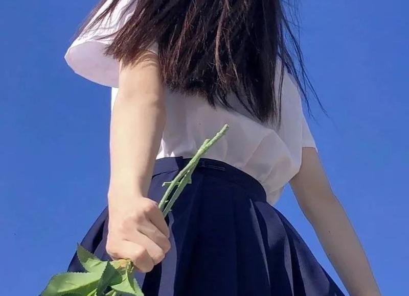 哪些小动作激发伴侣性趣 床上哪些花招让爱爱无敌 哪些小动作激发伴侣性趣 床上哪些花招让爱爱无敌