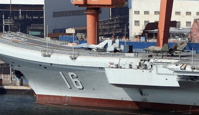 ​福建号航母到底有多大？与福特号同框才明白，为何会称8万余吨