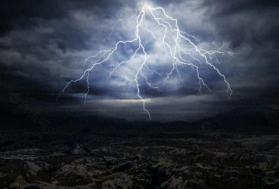 ​曾公开叫板龙湖的协信 如今也爆雷了