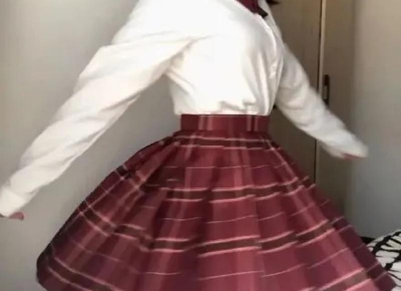 试试看回答在想你啊 男问你在干嘛幽默回答