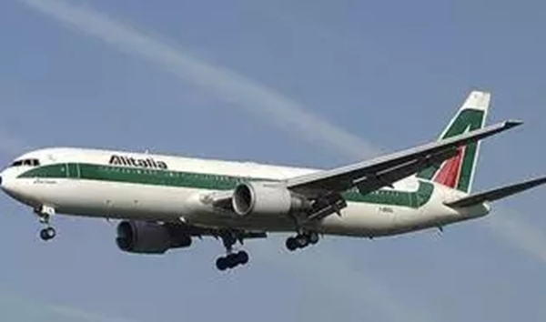 历史上最离奇的飞机失踪事件(意大利客机离奇失踪20分钟)(2)_